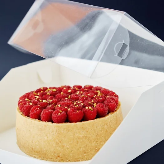 Pistachio With Raspberry