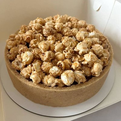 Caramel With Popcorn