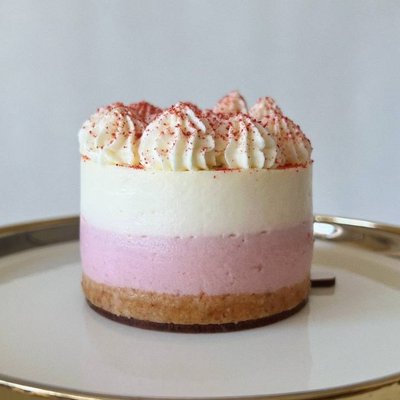 Strawberry / Coconut (bento)