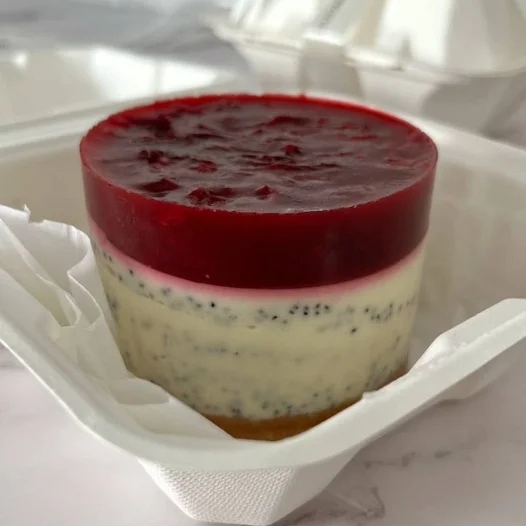 Poppyseed / Cherry (bento)