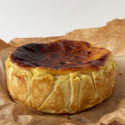 Pistachio Basque Cheesecake