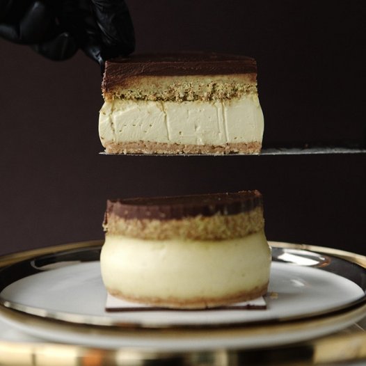Dubai Pistachio Cheesecake (bento)
