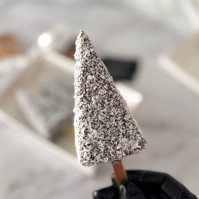 Кокосовый чизкейк на палочке