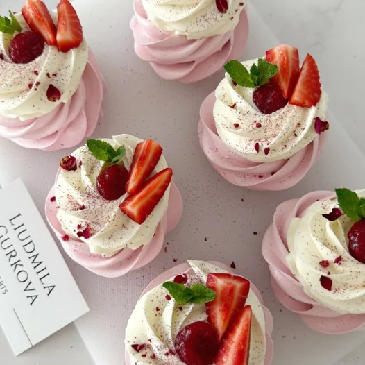 Pavlova Summer Edition