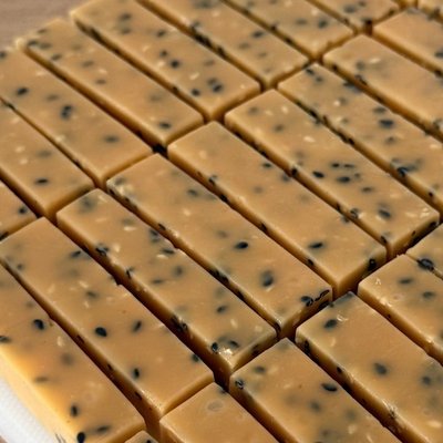 Кунжутные Ириски