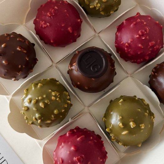 Modern Cake Pops (Kartoshka)