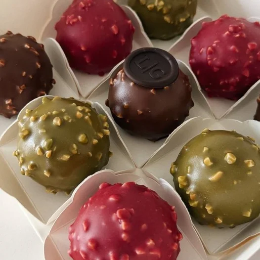 Modern Cake Pops (Kartoshka)