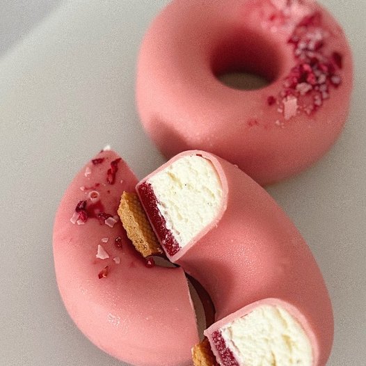 Donut Cheesecake