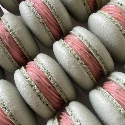 Клубника Базилик